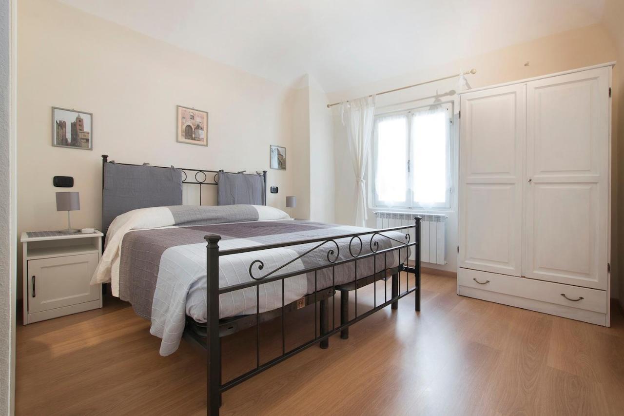 B&B Sotto Le Torri Albenga Exteriér fotografie