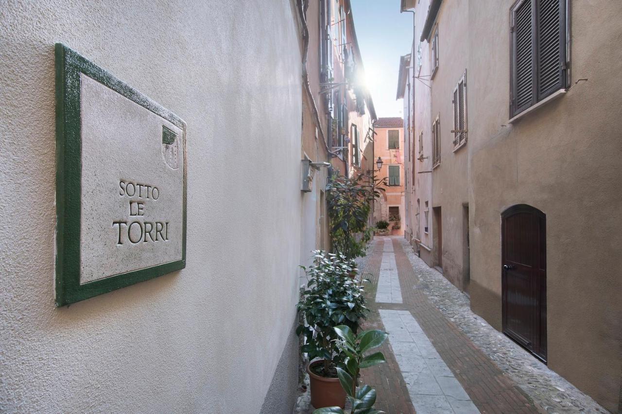 B&B Sotto Le Torri Albenga Exteriér fotografie
